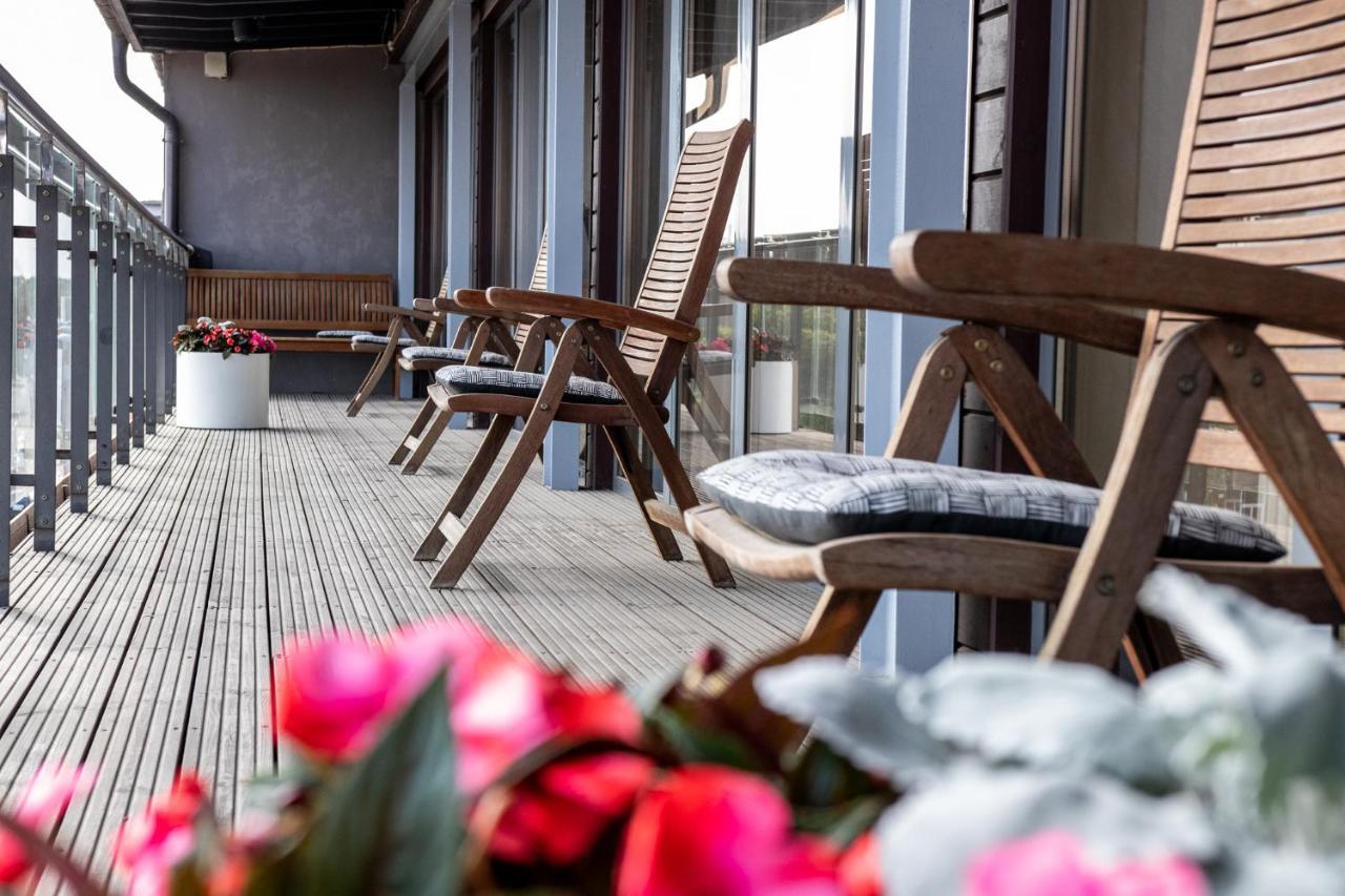 Hotel Kolumbs リエパーヤ エクステリア 写真