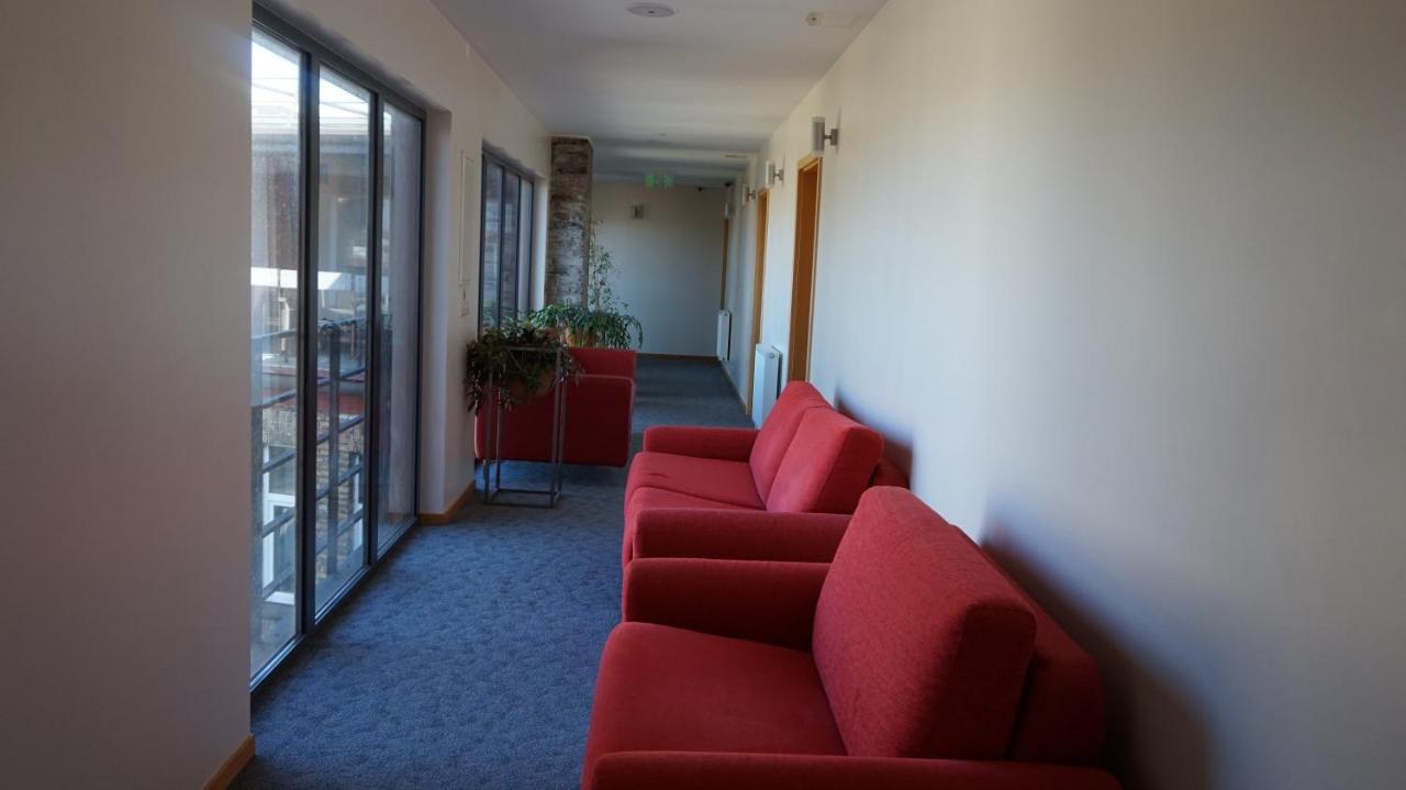 Hotel Kolumbs リエパーヤ エクステリア 写真