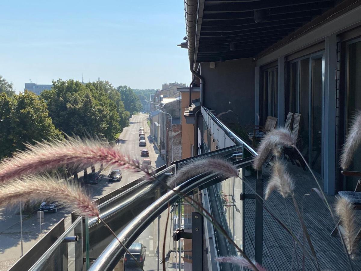 Hotel Kolumbs リエパーヤ エクステリア 写真