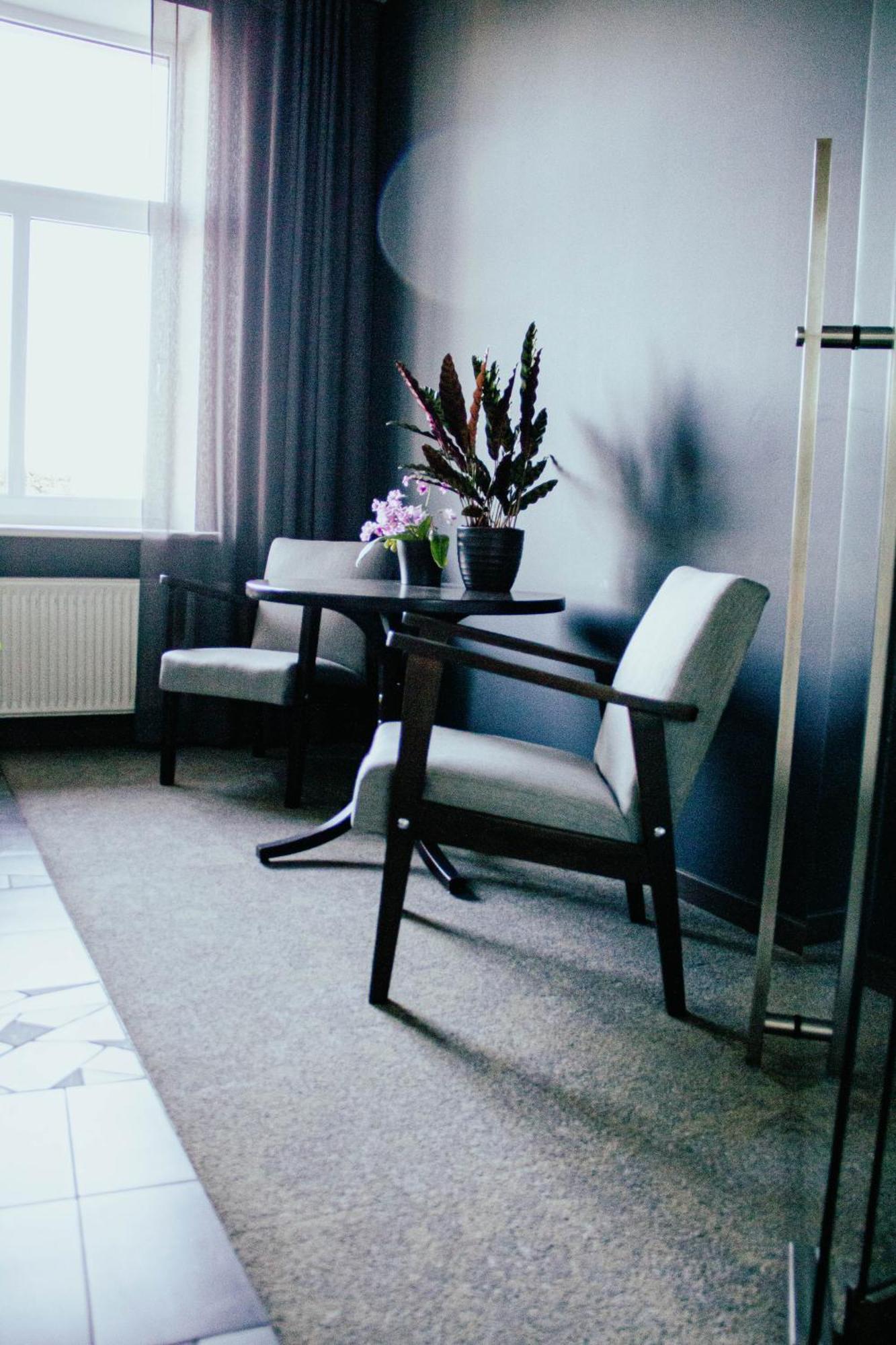 Hotel Kolumbs リエパーヤ エクステリア 写真