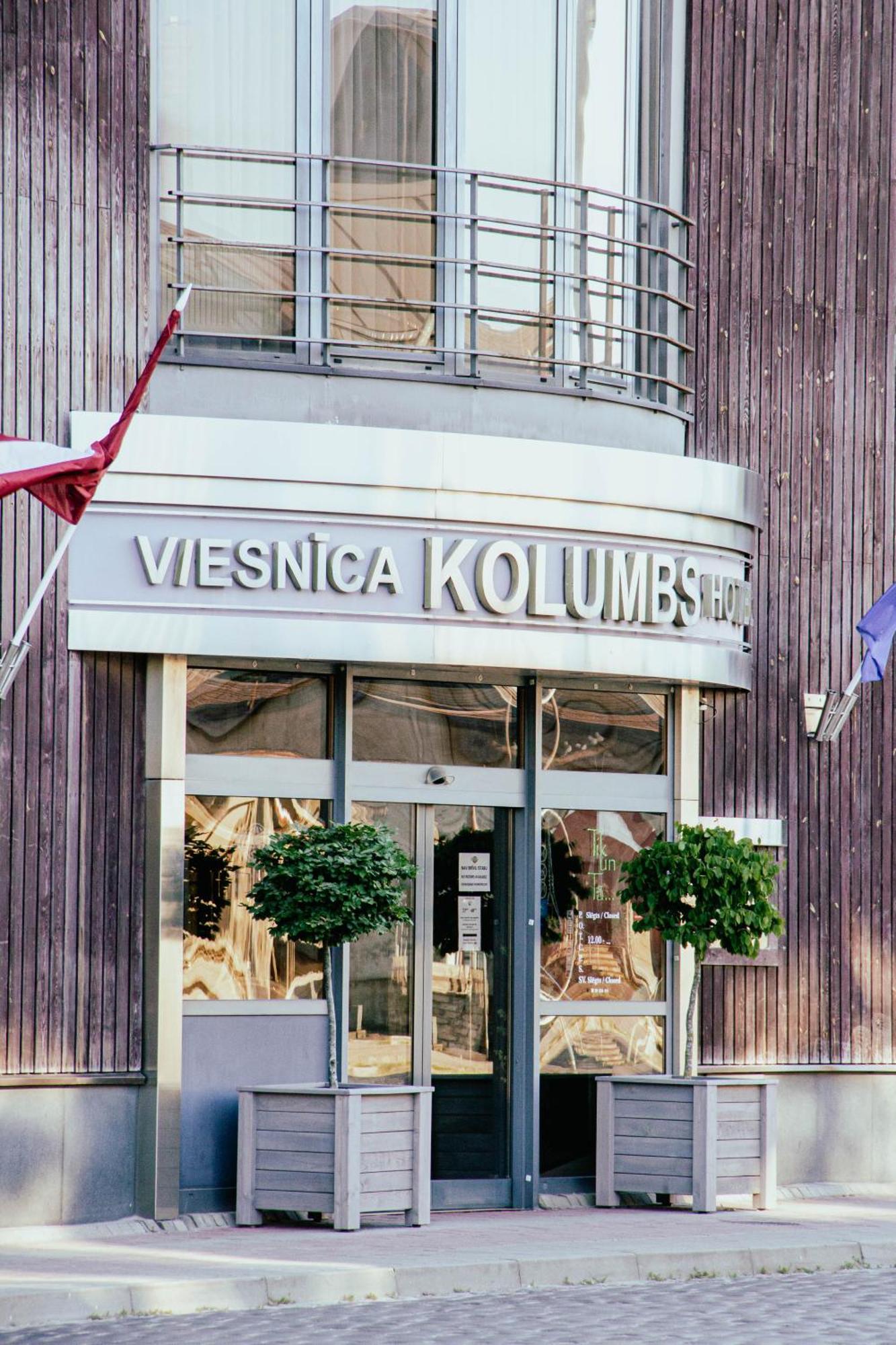 Hotel Kolumbs リエパーヤ エクステリア 写真