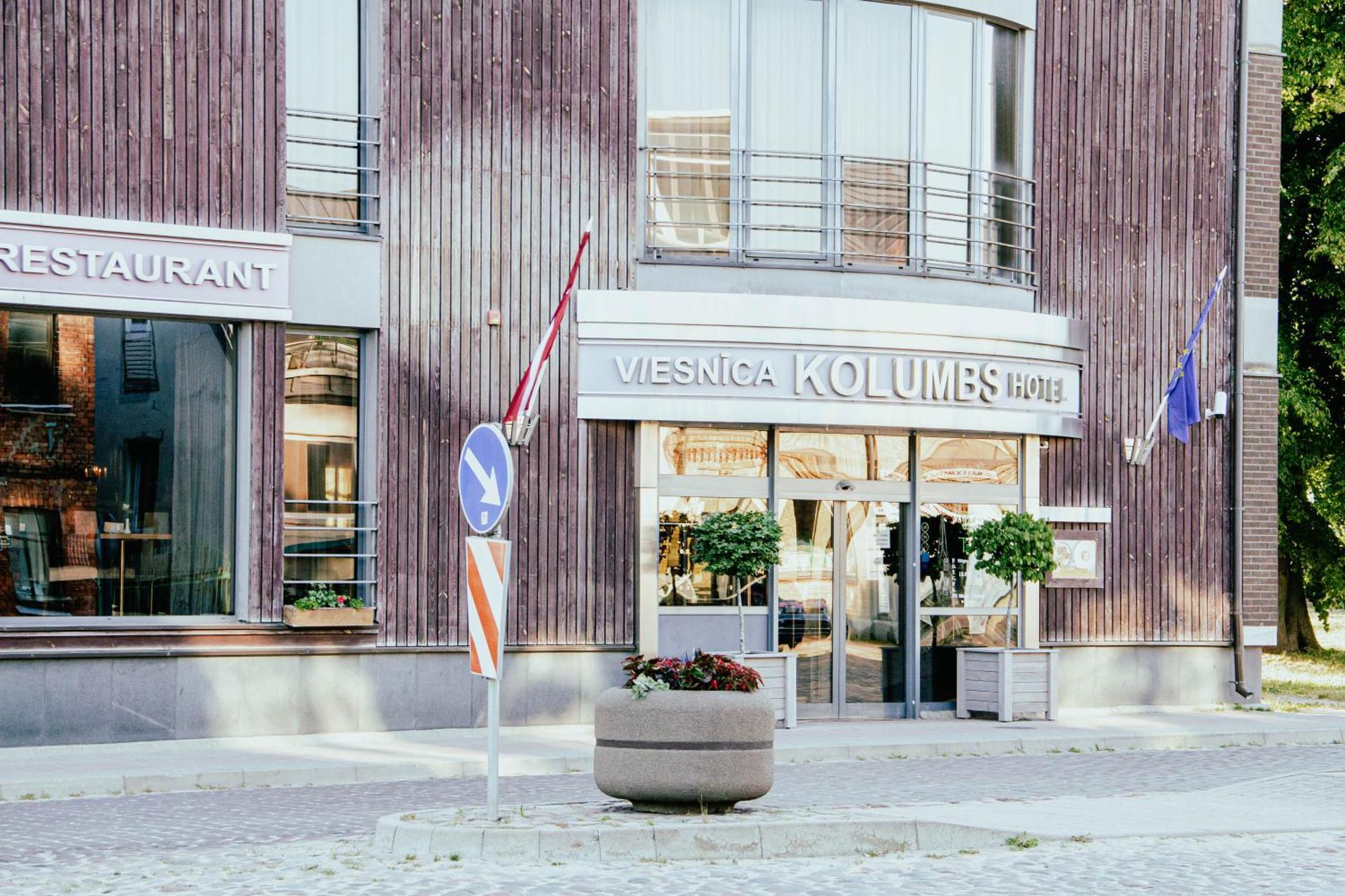Hotel Kolumbs リエパーヤ エクステリア 写真
